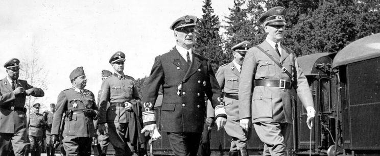 Adolf Hitler és Horthy Miklós találkozóján egy kastélyban dőlt el Magyarország további sorsa